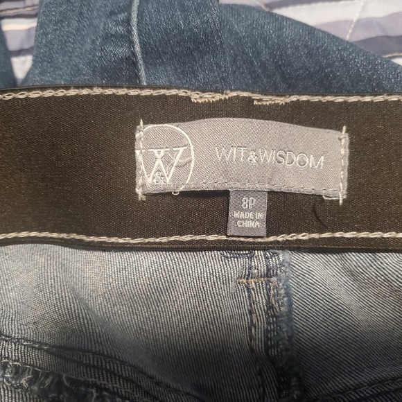 Wit & Wisdom Size 8 Petite (30x26.5) Ab Solution Skinny Slight Distressed Jeans - Picture 4 of 8